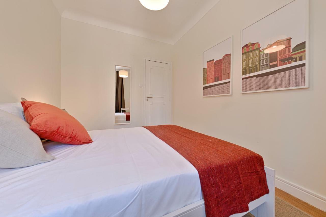 Sleep In Centre Downtown Apartment Porto Bagian luar foto